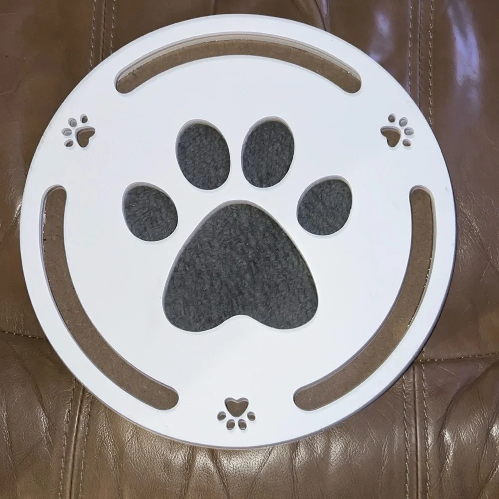 BNWT Cat Floor Puzzle Scratching Tool